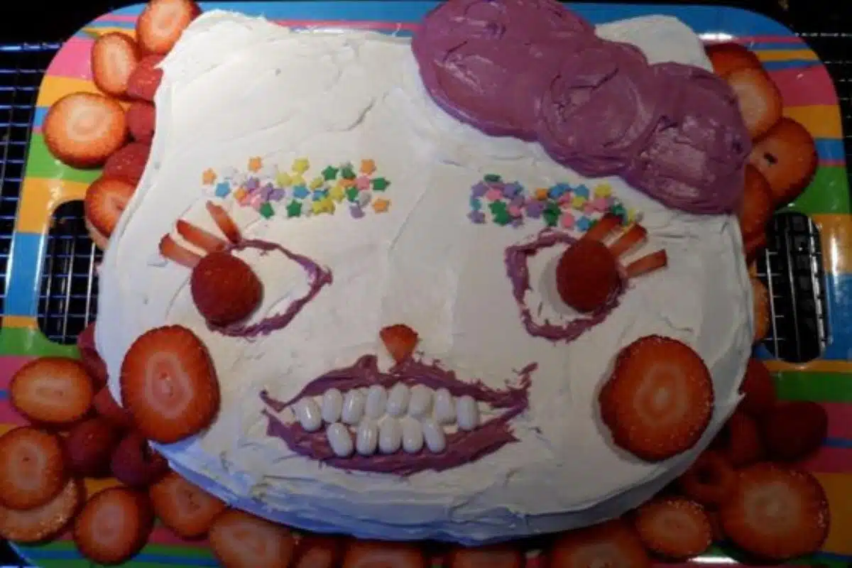 31 bolos feios mais inacreditáveis da história da confeitaria bolos-feios