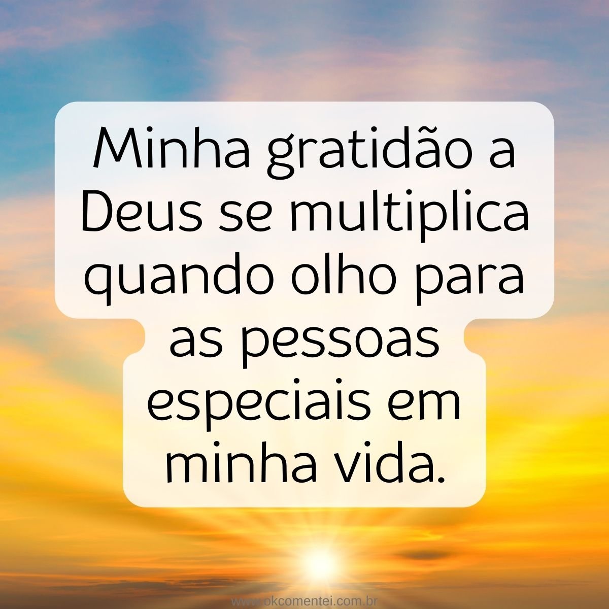 60 frases de gratidão a Deus para status: compartilhe sua fé
