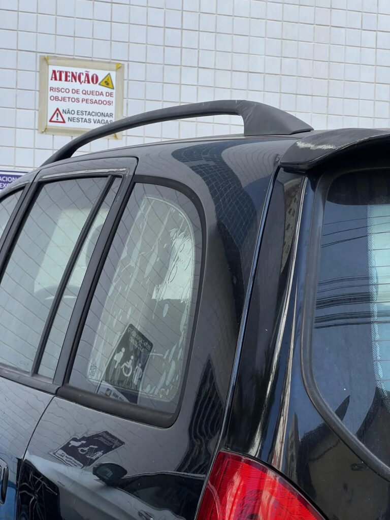 62 placas engraçadas: as mais hilárias que provam que se tem placa, tem história placas-engraçadas-se-tem-placa-tem-história