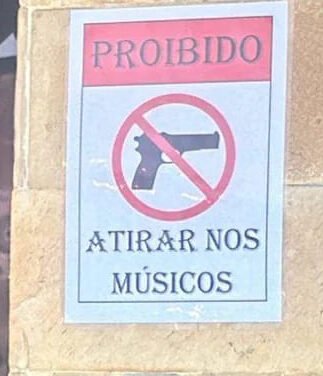 62 placas engraçadas: as mais hilárias que provam que se tem placa, tem história placas-engraçadas-se-tem-placa-tem-história