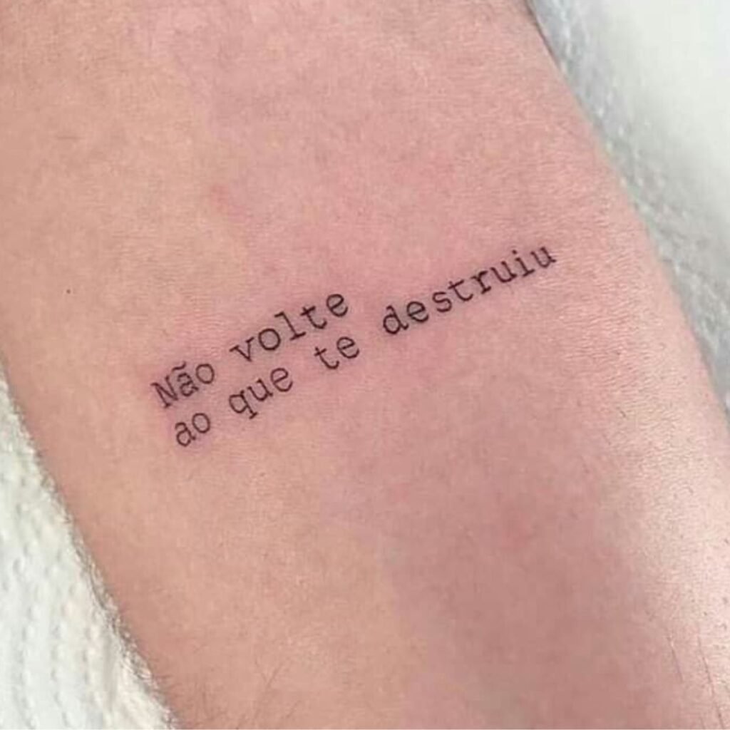 101 frases para tatuagem que são perfeitas para eternizar sentimentos e momentos frases-para-tatuagem
