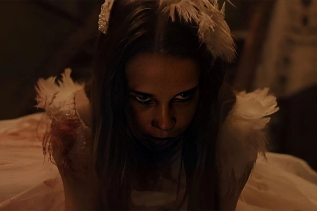 12 filmes de terror e comédia imperdíveis que misturam risos e sustos na medida certa filmes-de-terror-e-comédia