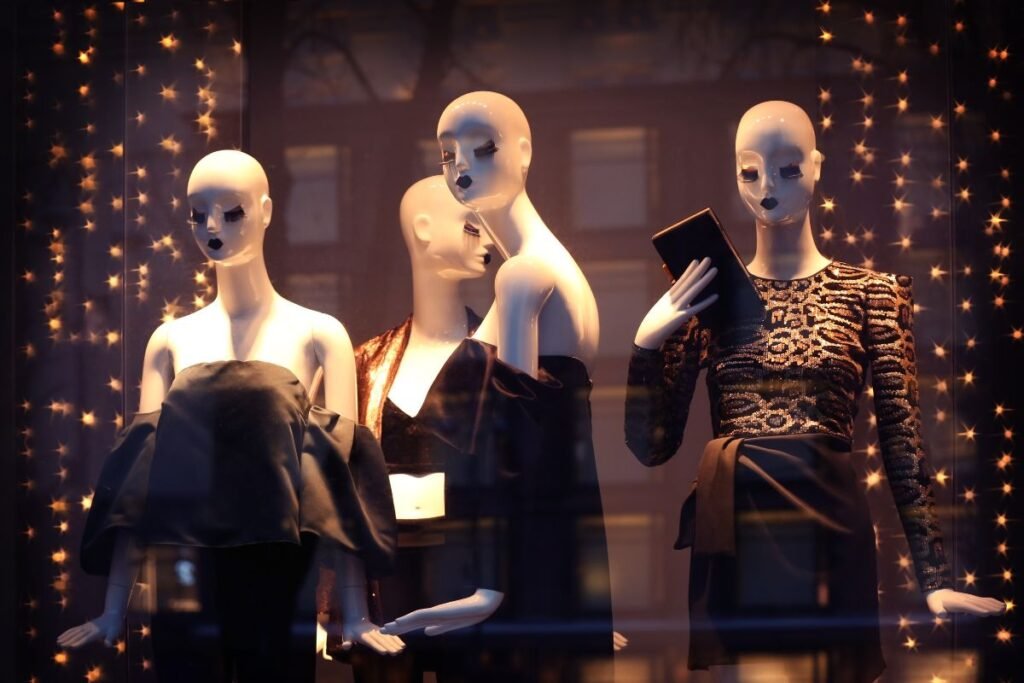 Frases para loja de roupa: 151 ideias criativas para atrair clientes e bombar suas vendas frases-para-loja-de-roupas