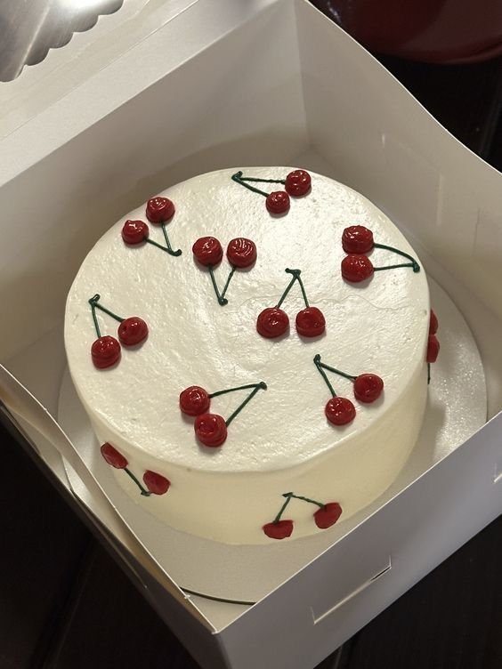 bento-cake-aniversário-cerejas