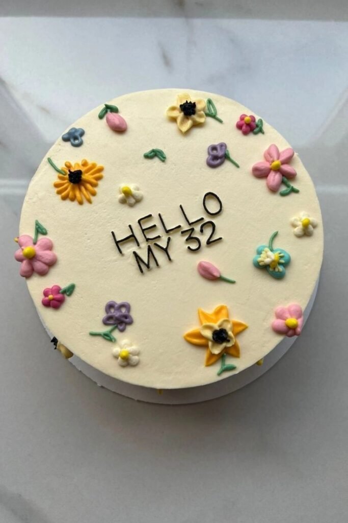 bento-cake-aniversário-flores-coloridas