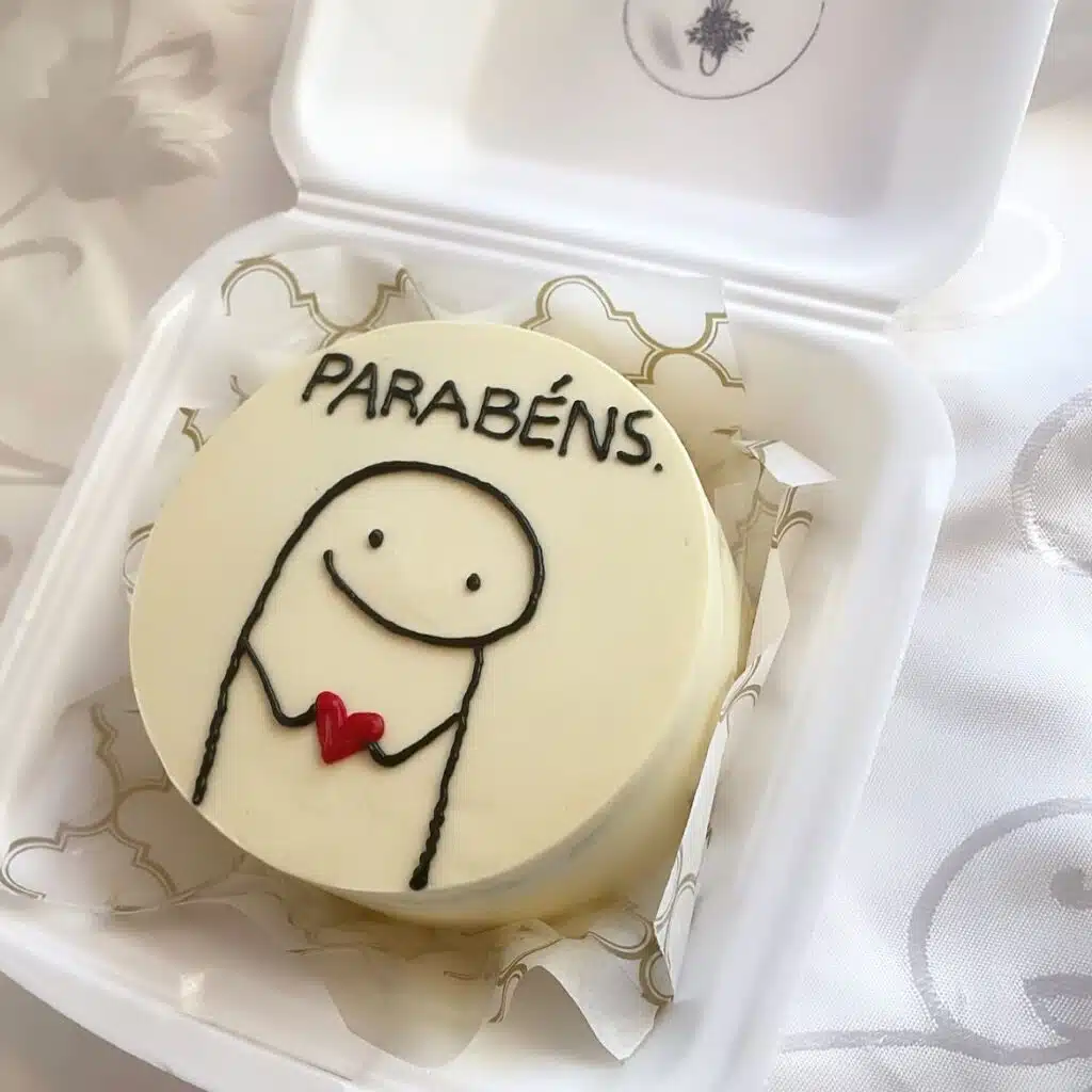 70 ideias de bentô cake de aniversário criativas e cheias de personalidade bento-cake-aniversario-flork
